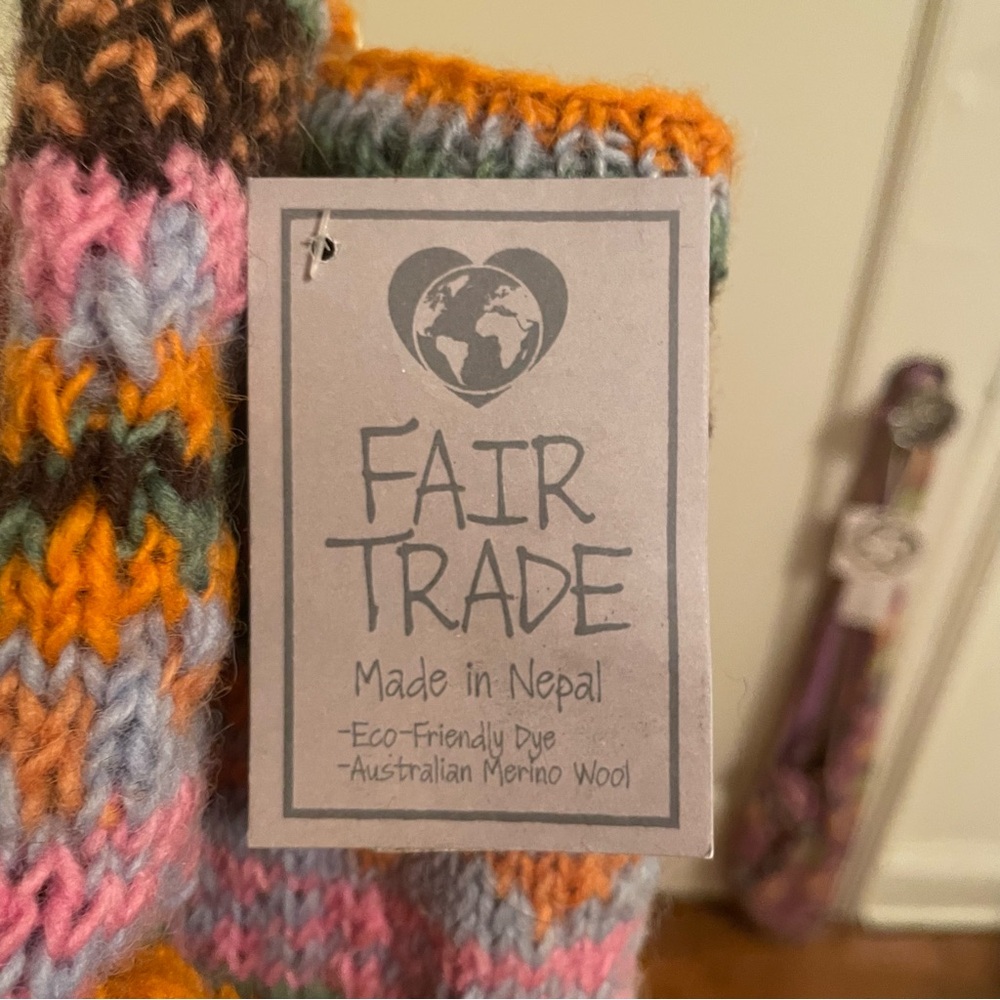 Fingerless Knit Striped Gloves - NWT - Picture 2 of 3